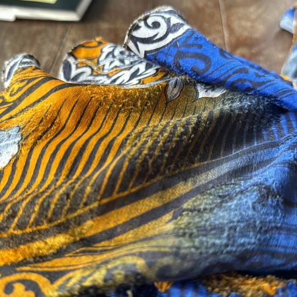 Silk sari wrap skirt - Picture 16 of 16